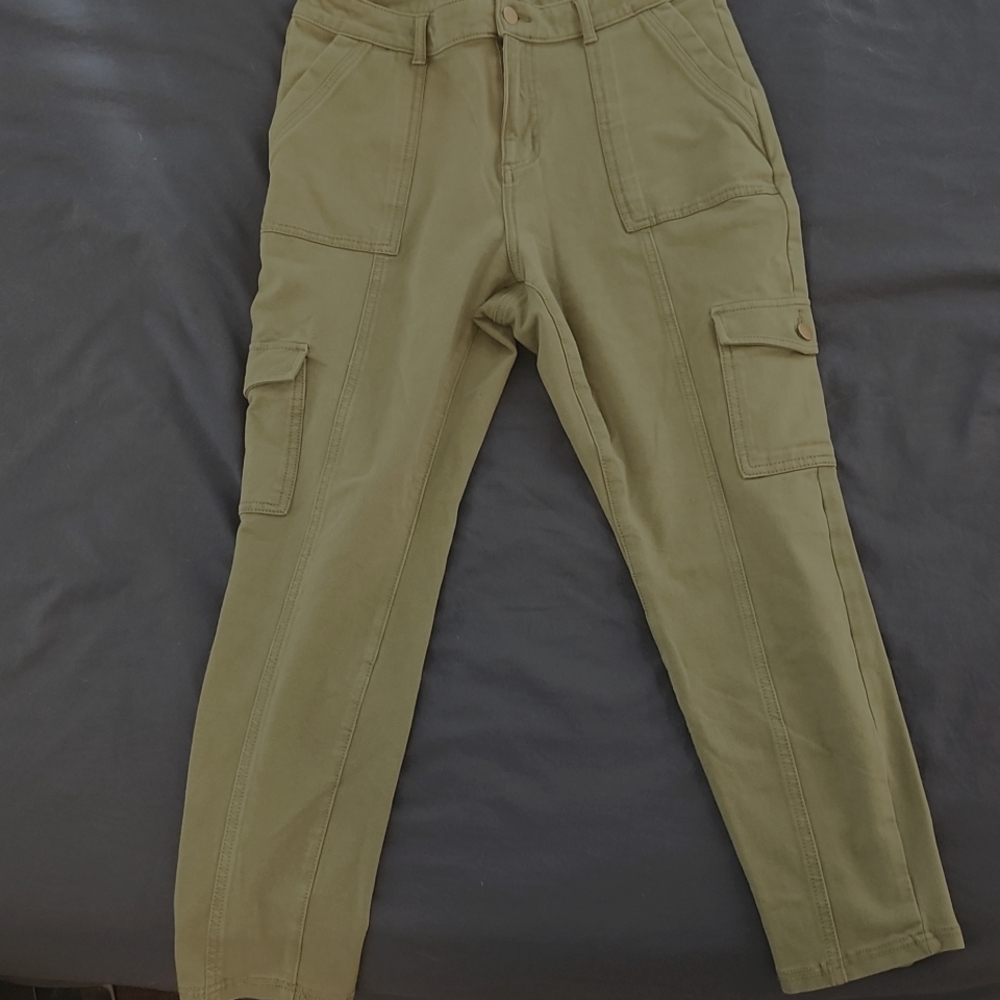 Womens Olive Cargo Pants